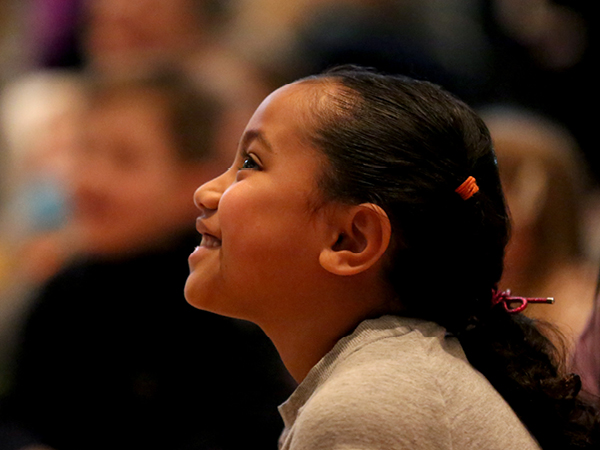 Imagine Concert - Girl looking up